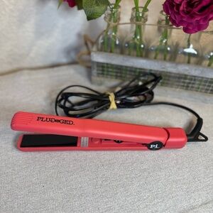 Plugged In, "Pi" series 1” flat hair iron. Pink and black. Swivel cord. Tested.